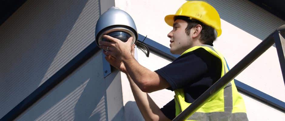 MANTENIMIENTO DE CÁMARAS DE SEGURIDAD